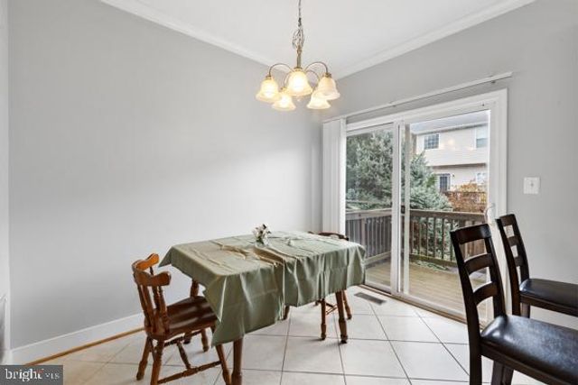 6188 LIBRARY LN, Bealeton, VA 22712