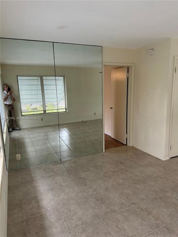 2301 NE 2nd St 6, Pompano Beach, FL 33062