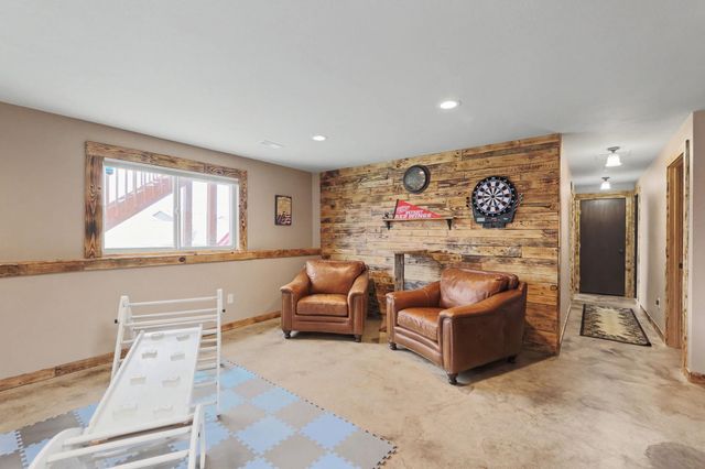 1415 N Aster ST, Andover, KS 67002