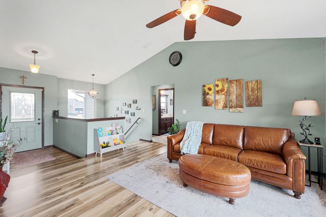 1415 N Aster ST, Andover, KS 67002