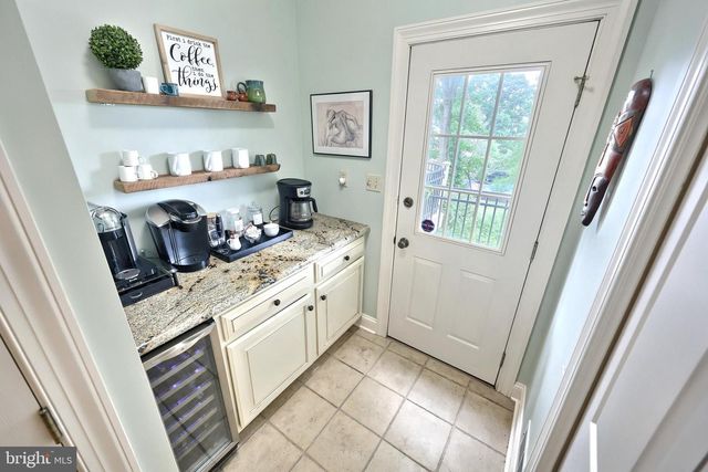 2247 SPANGLER CIR, York, PA 17406