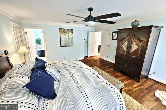 2247 SPANGLER CIR, York, PA 17406