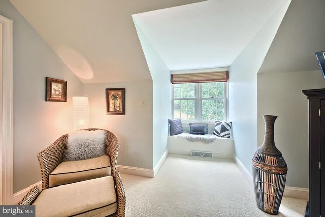 2247 SPANGLER CIR, York, PA 17406