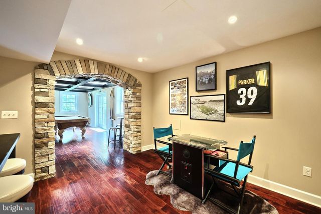 2247 SPANGLER CIR, York, PA 17406
