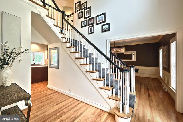 2247 SPANGLER CIR, York, PA 17406