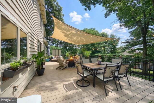 2247 SPANGLER CIR, York, PA 17406