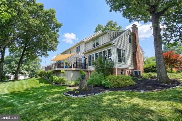 2247 SPANGLER CIR, York, PA 17406
