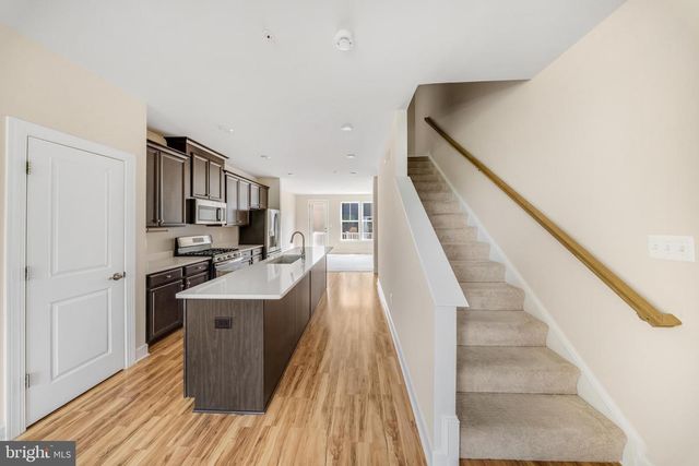 3525 CARNABY ST, Hyattsville, MD 20782