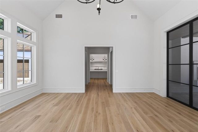 3563 Northside Drive NW, Atlanta, GA 30305