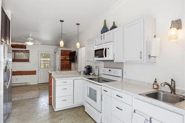 364 Old 71, Cedar Creek, TX 78612