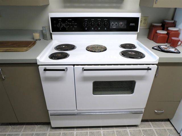 890 White Lake Road, Pleasant Lake, MI 49272