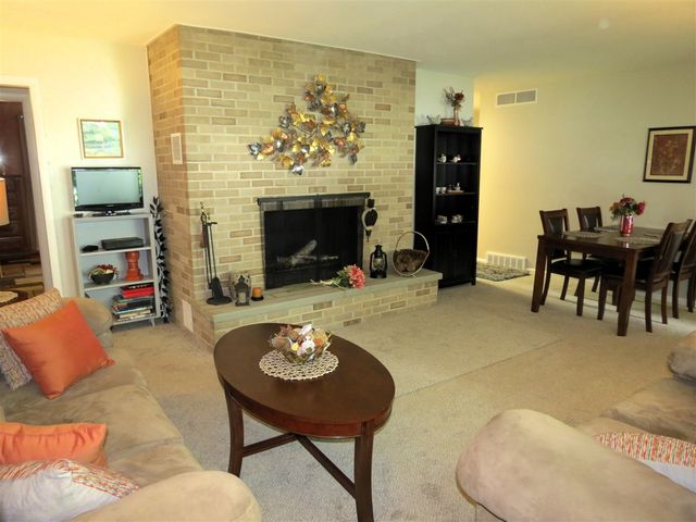 890 White Lake Road, Pleasant Lake, MI 49272