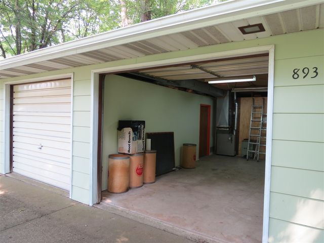 890 White Lake Road, Pleasant Lake, MI 49272