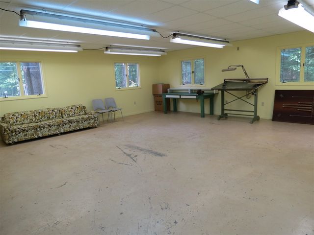 890 White Lake Road, Pleasant Lake, MI 49272