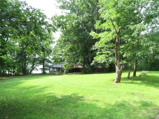 890 White Lake Road, Pleasant Lake, MI 49272