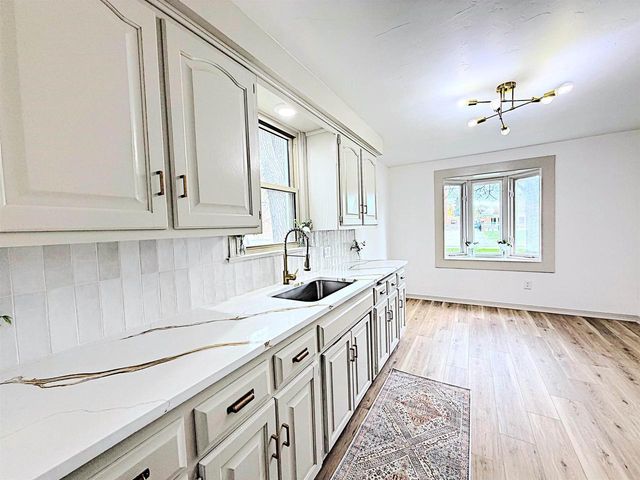1118 MATHER STREET, Green Bay, WI 54304