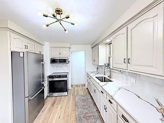 1118 MATHER STREET, Green Bay, WI 54304