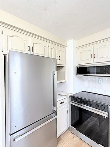 1118 MATHER STREET, Green Bay, WI 54304