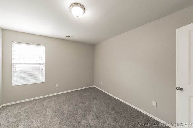 17409 E 44th Street S, Tulsa, OK 74134