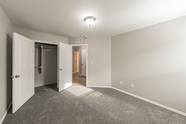 17409 E 44th Street S, Tulsa, OK 74134