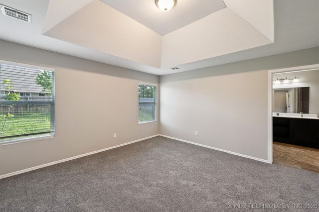 17409 E 44th Street S, Tulsa, OK 74134