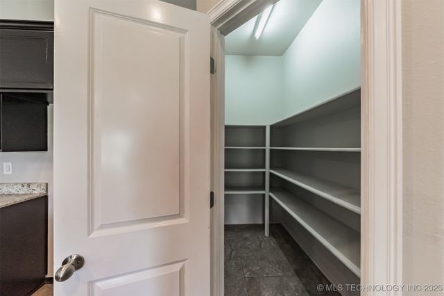 17409 E 44th Street S, Tulsa, OK 74134