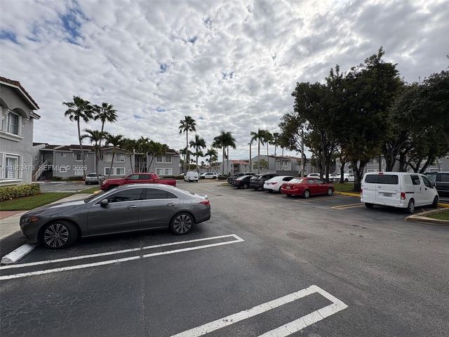 4744 NW 114th Ave 102, Doral, FL 33178