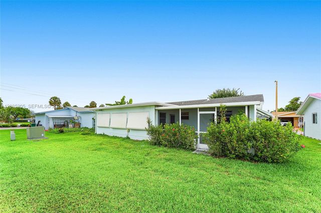 4705 NW 43rd Avenue, Tamarac, FL 33319