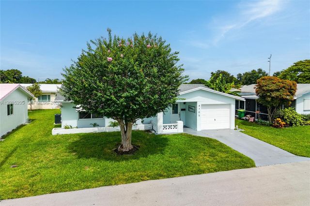 4705 NW 43rd Avenue, Tamarac, FL 33319