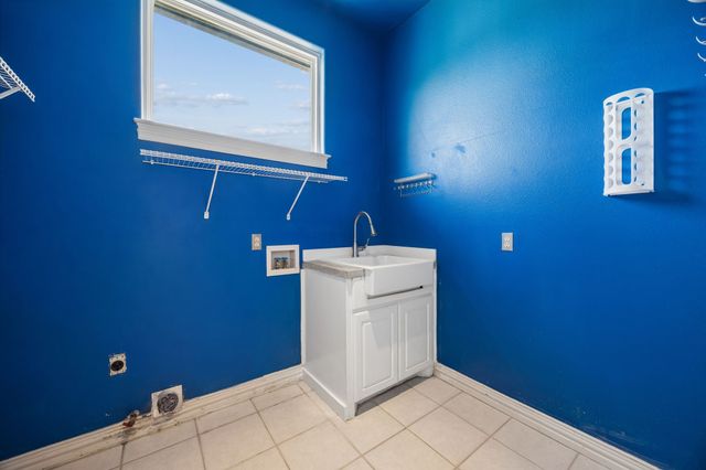 4024 Silver Creek Road, Fort Worth, TX 76108