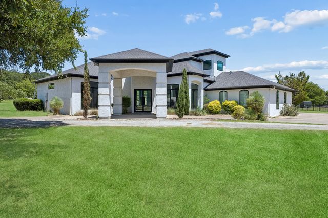 4024 Silver Creek Road, Fort Worth, TX 76108