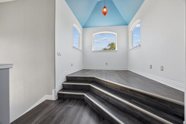 4024 Silver Creek Road, Fort Worth, TX 76108