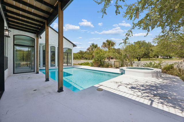 4024 Silver Creek Road, Fort Worth, TX 76108