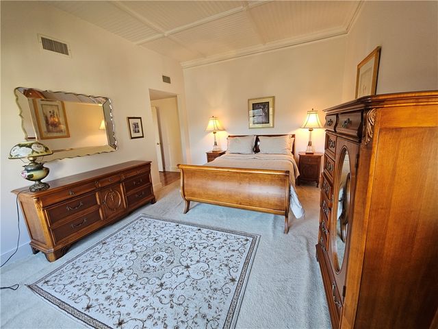 364 BELLEVUE Avenue W-201-S, Newport, RI 02840
