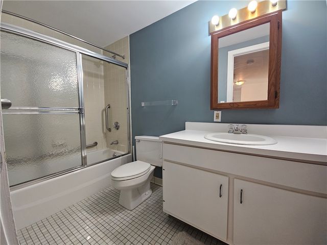 364 BELLEVUE Avenue W-201-S, Newport, RI 02840
