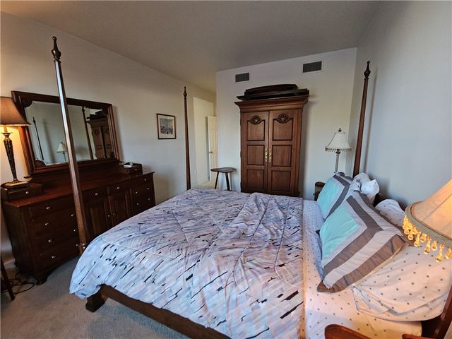 364 BELLEVUE Avenue W-201-S, Newport, RI 02840