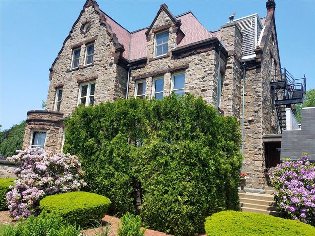 364 BELLEVUE Avenue W-201-S, Newport, RI 02840