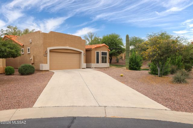 679 W Aspenwood Street, Green Valley, AZ 85614