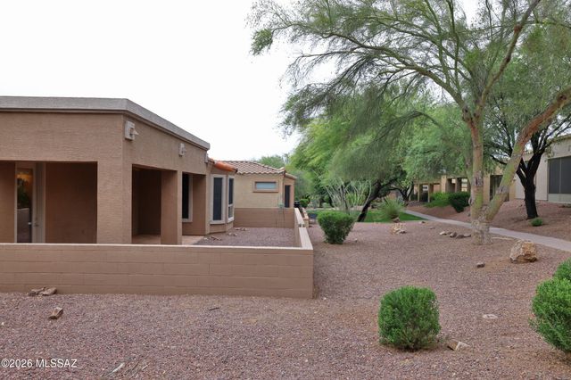 679 W Aspenwood Street, Green Valley, AZ 85614