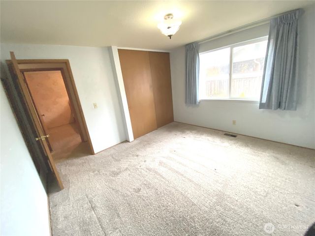 10819 SE 230th Street, Kent, WA 98031