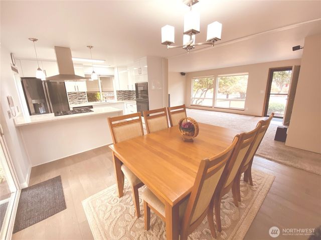 10819 SE 230th Street, Kent, WA 98031