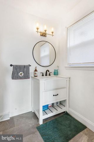 2276 RIDGE RD, York, PA 17406