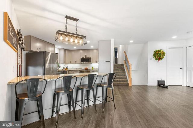 2276 RIDGE RD, York, PA 17406