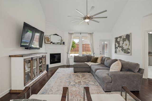 2062 Avondown Road, Forney, TX 75126