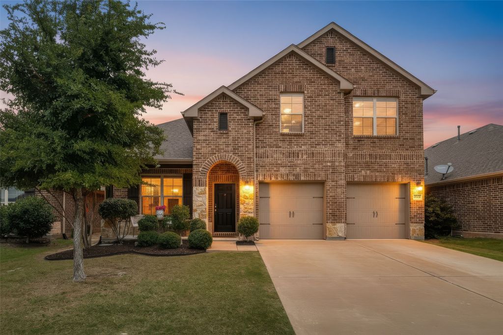 2062 Avondown Road, Forney, TX 75126