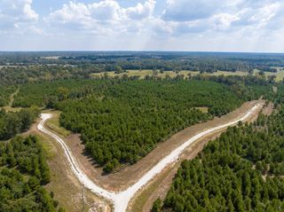 1 Leon Lane, Lovelady, TX 75851