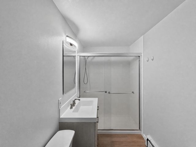 100 Grand View Ave 7B, Quincy, MA 02170