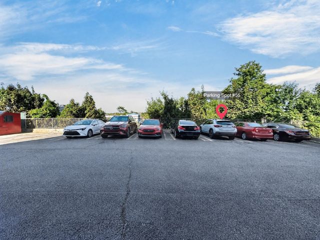 100 Grand View Ave 7B, Quincy, MA 02170