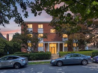 100 Grand View Ave 7B, Quincy, MA 02170