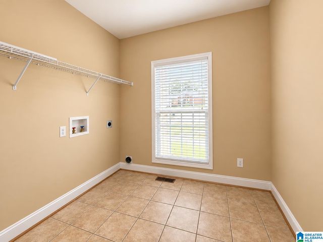 9153 SPARKS DRIVE, Warrior, AL 35180